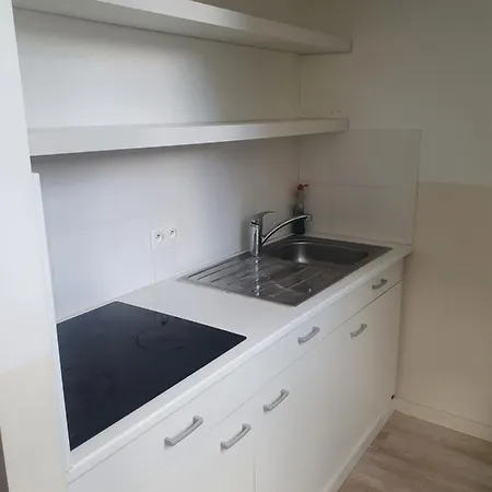 B96 2 Bedrooms